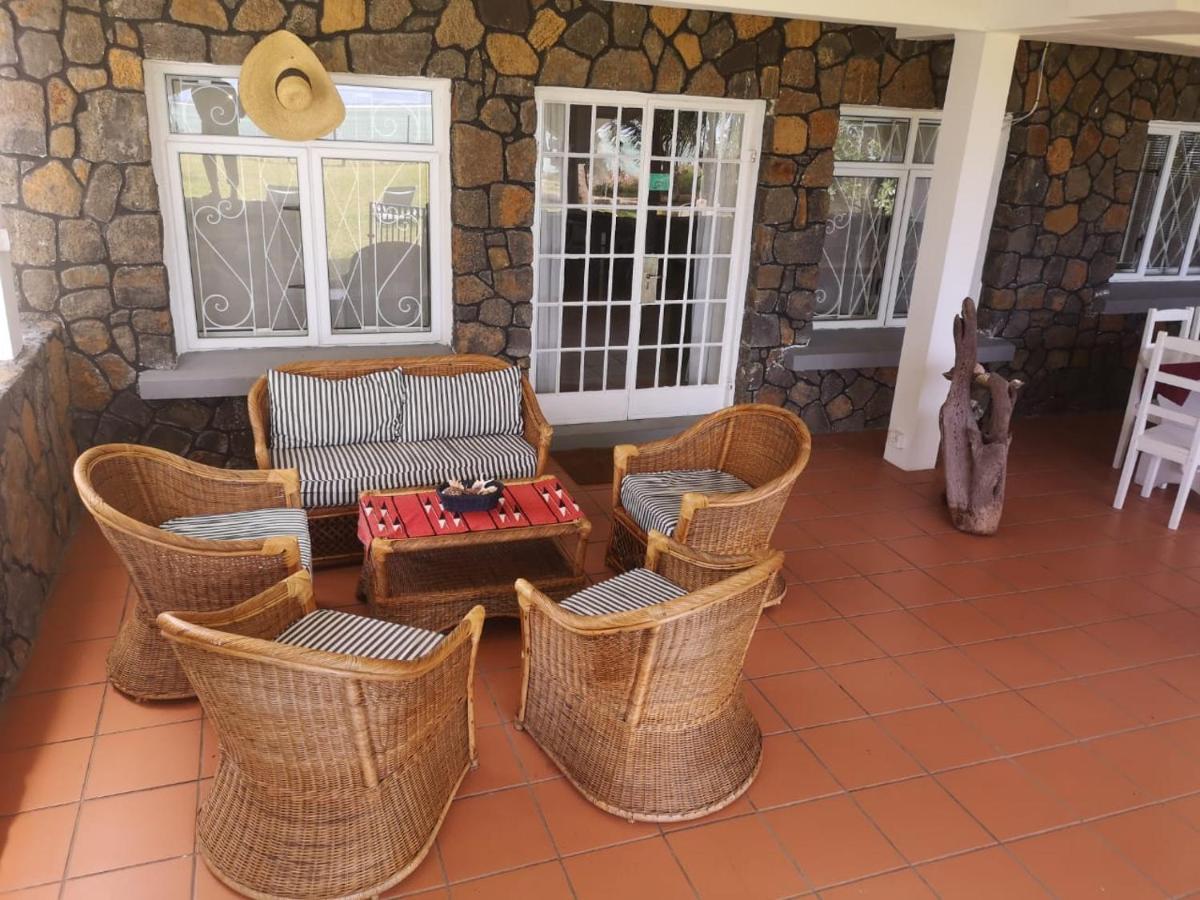 Villa Karel Mauritius Beach House Riambel Exterior photo