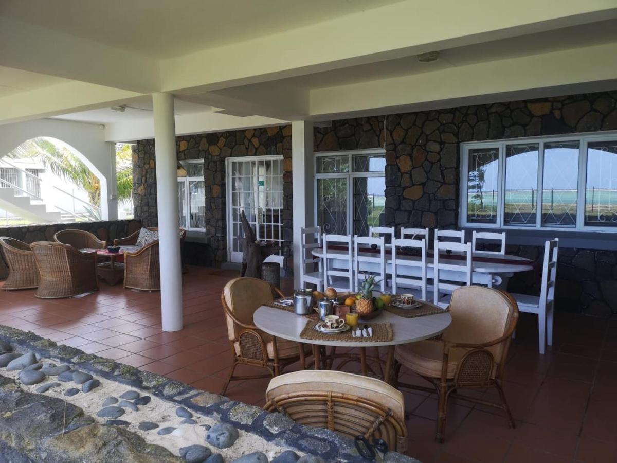 Villa Karel Mauritius Beach House Riambel Exterior photo